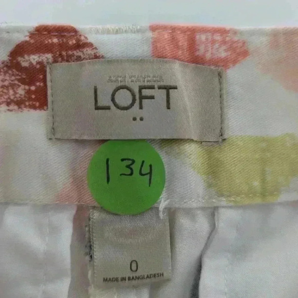 Ann Taylor LOFT 100% Cotton Shorts Triangle Pattern Colorful Shorts Womens Sz 0 - Picture 3 of 10